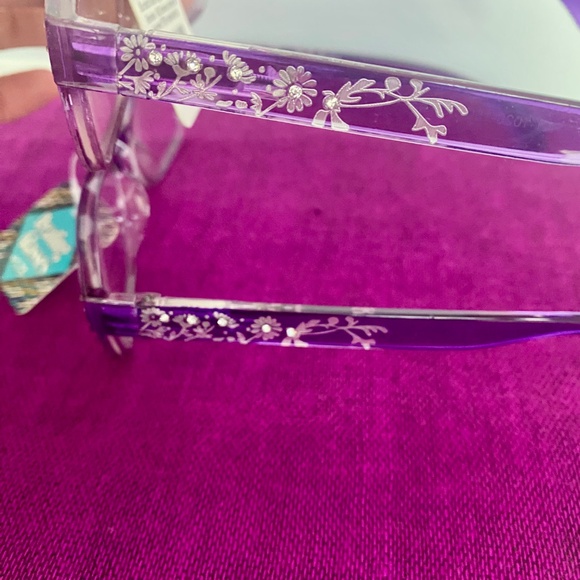 Reading Glasses 1.5 and 1.75 NEW - Picture 3 of 4